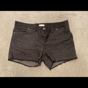 Carve design shorts